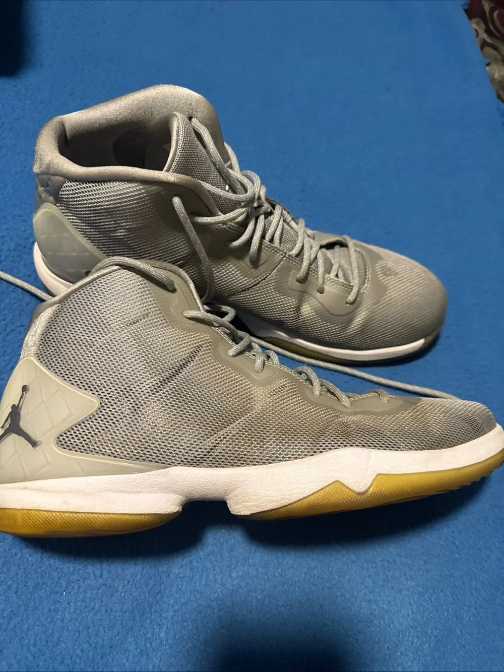 Jordan Super Fly 3 Men’s Gray Athletic Sneakers with Gold Outsole Size 12